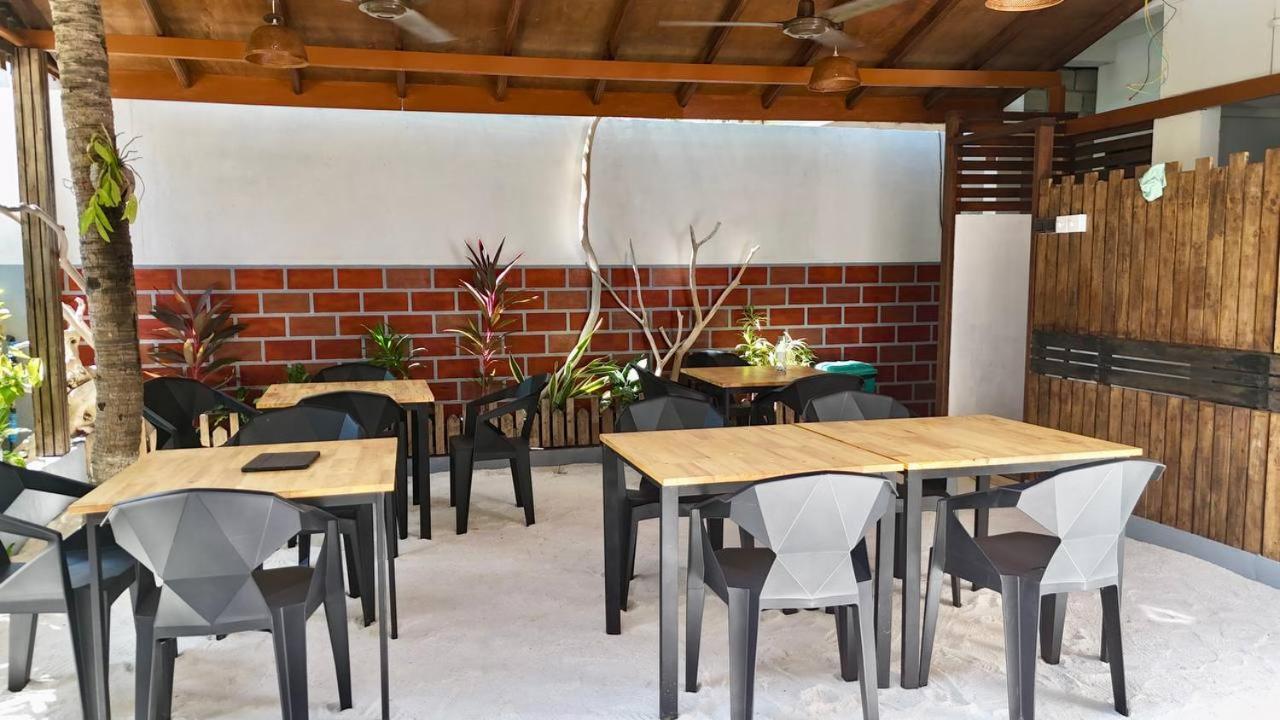 ホテル Seascape Retreats Dhigurah ディグラ エクステリア 写真